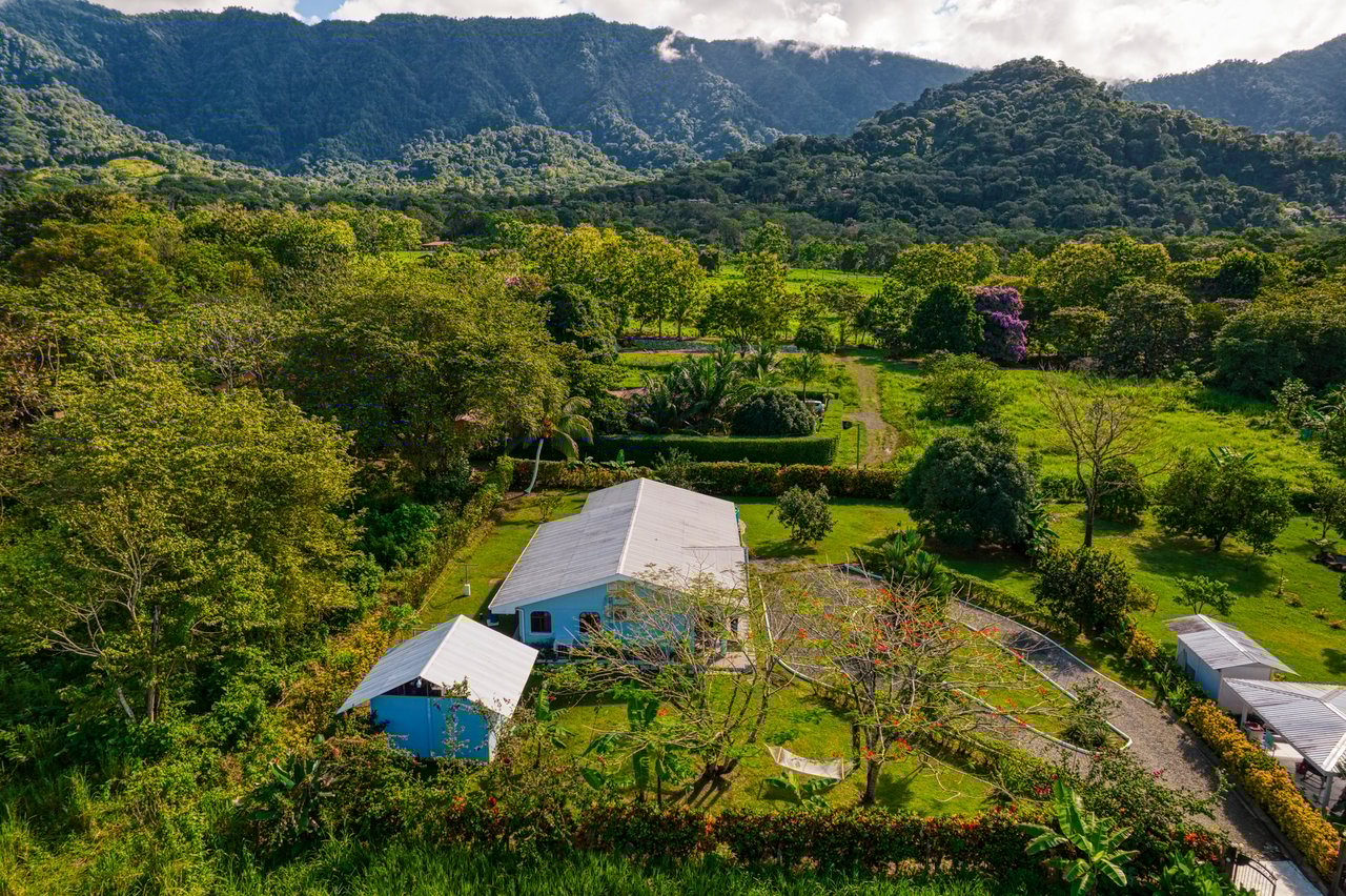 Casa Colibri - Easy Access, Beautiful, Private Lot