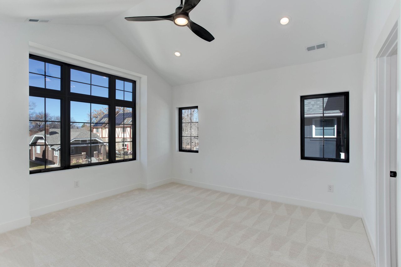352 S High St