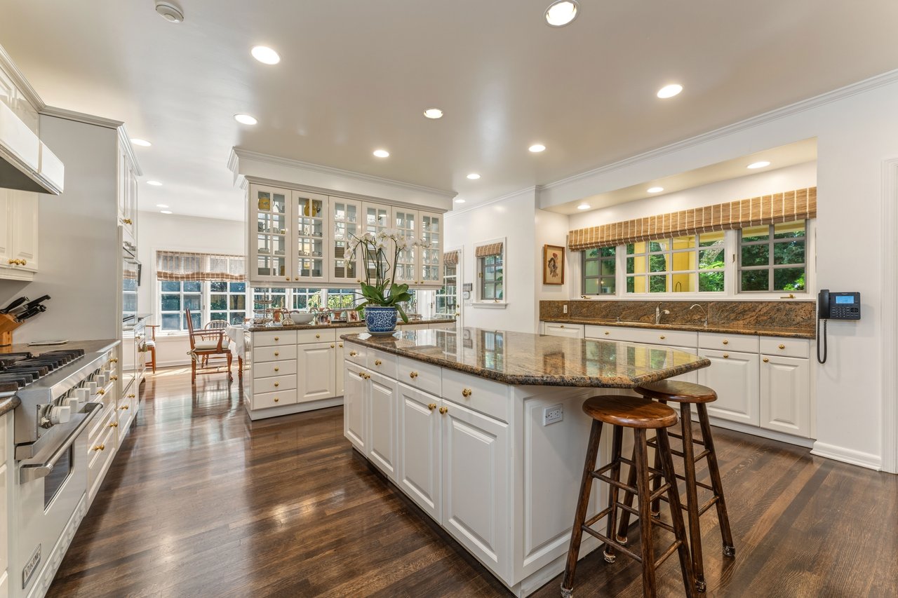 607 N Linden Drive, Beverly Hills