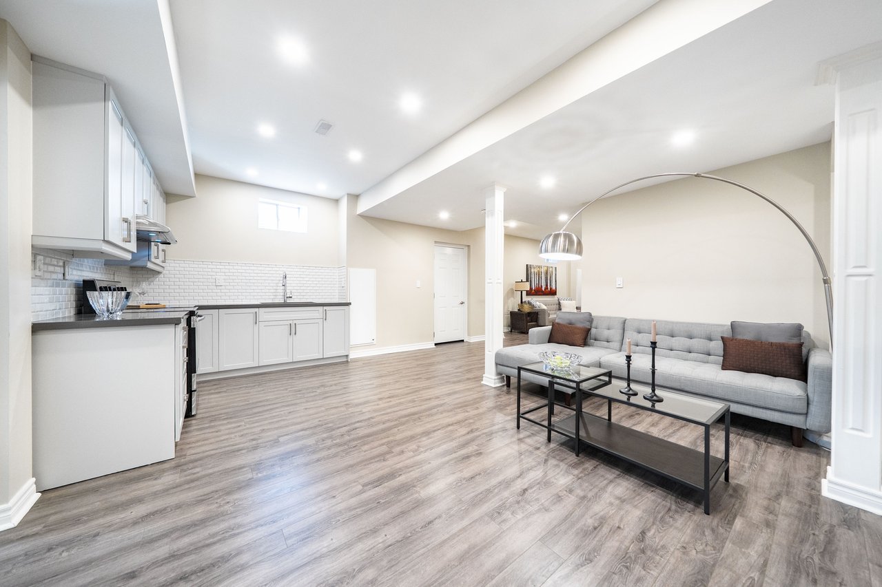 130 Drizzel Crescent