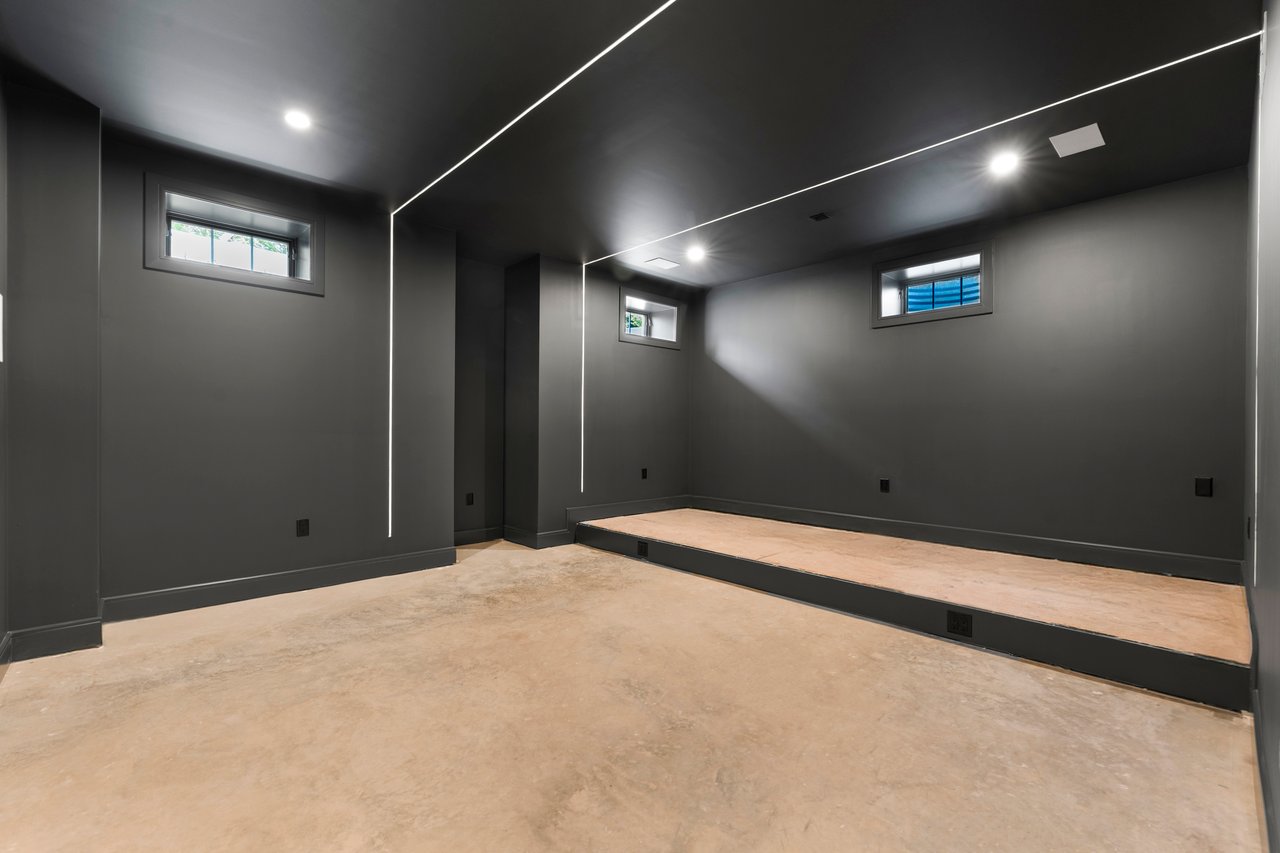 229 Bogert Pl