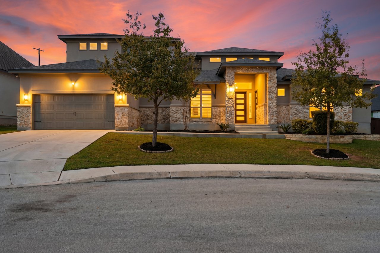 The Watch Hill Oasis