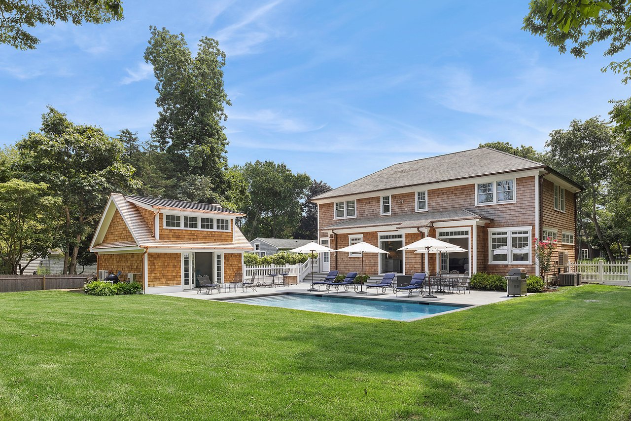 24 Seely Lane
