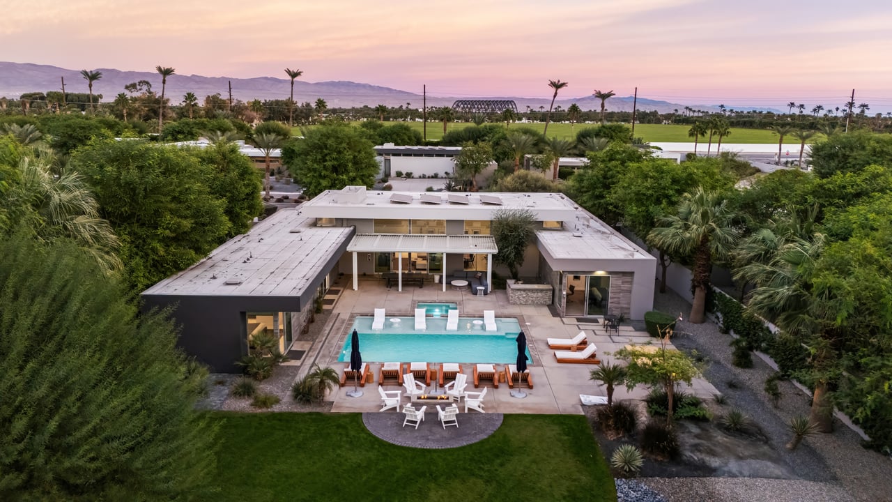 51125 Evangeline Way - Villa 3