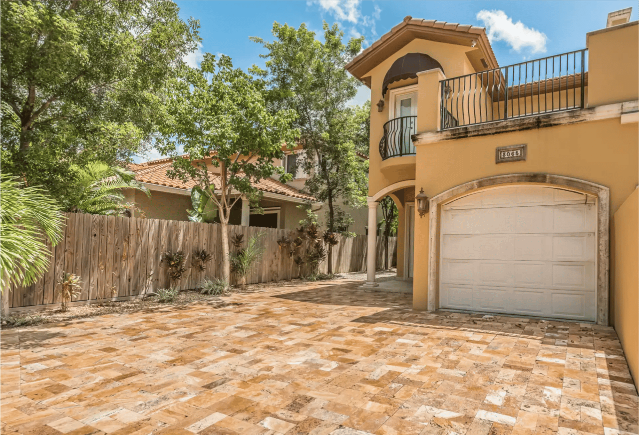 3065 Allamanda Street