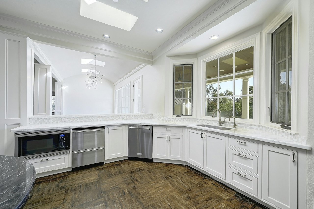 Coming Soon in Barton Creek!