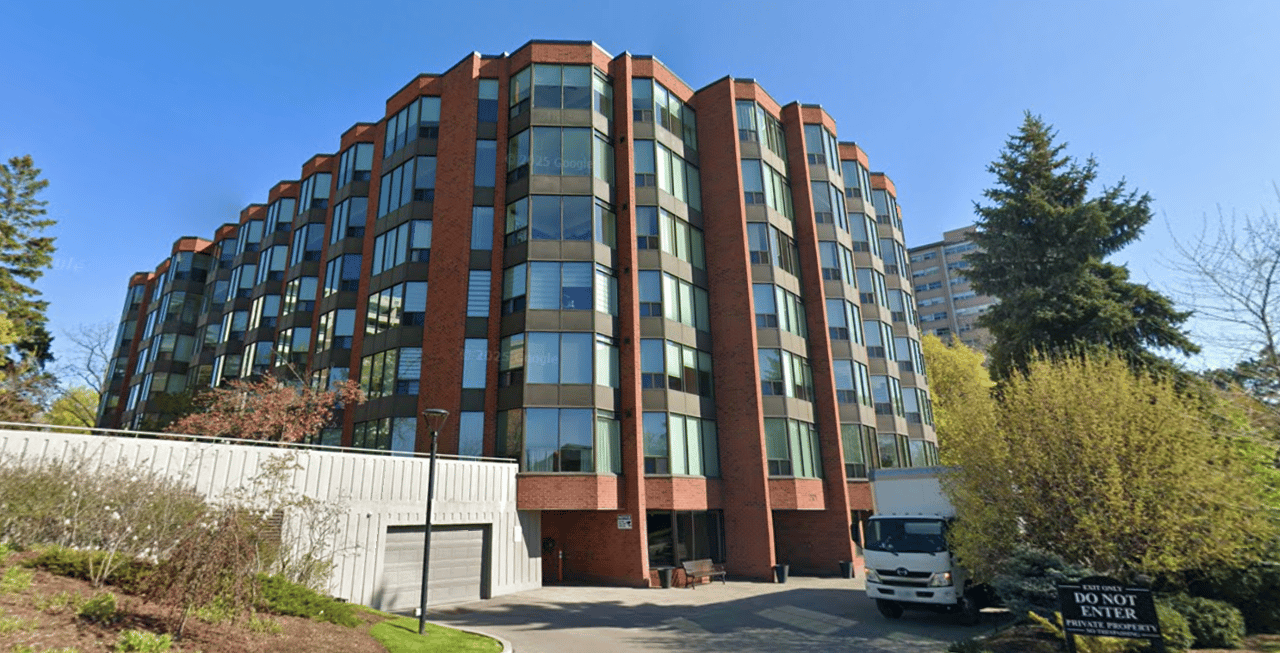 Village Gate: 2121 Lakeshore Road, Burlington, ON