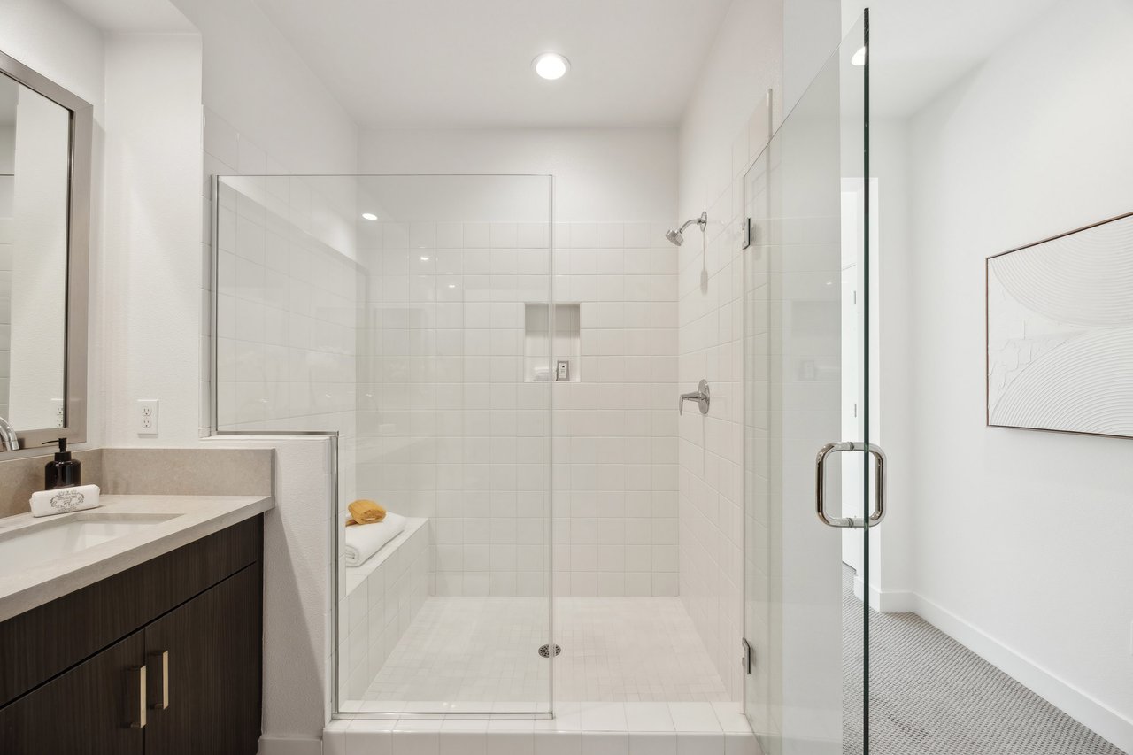 172 Uptown Cir