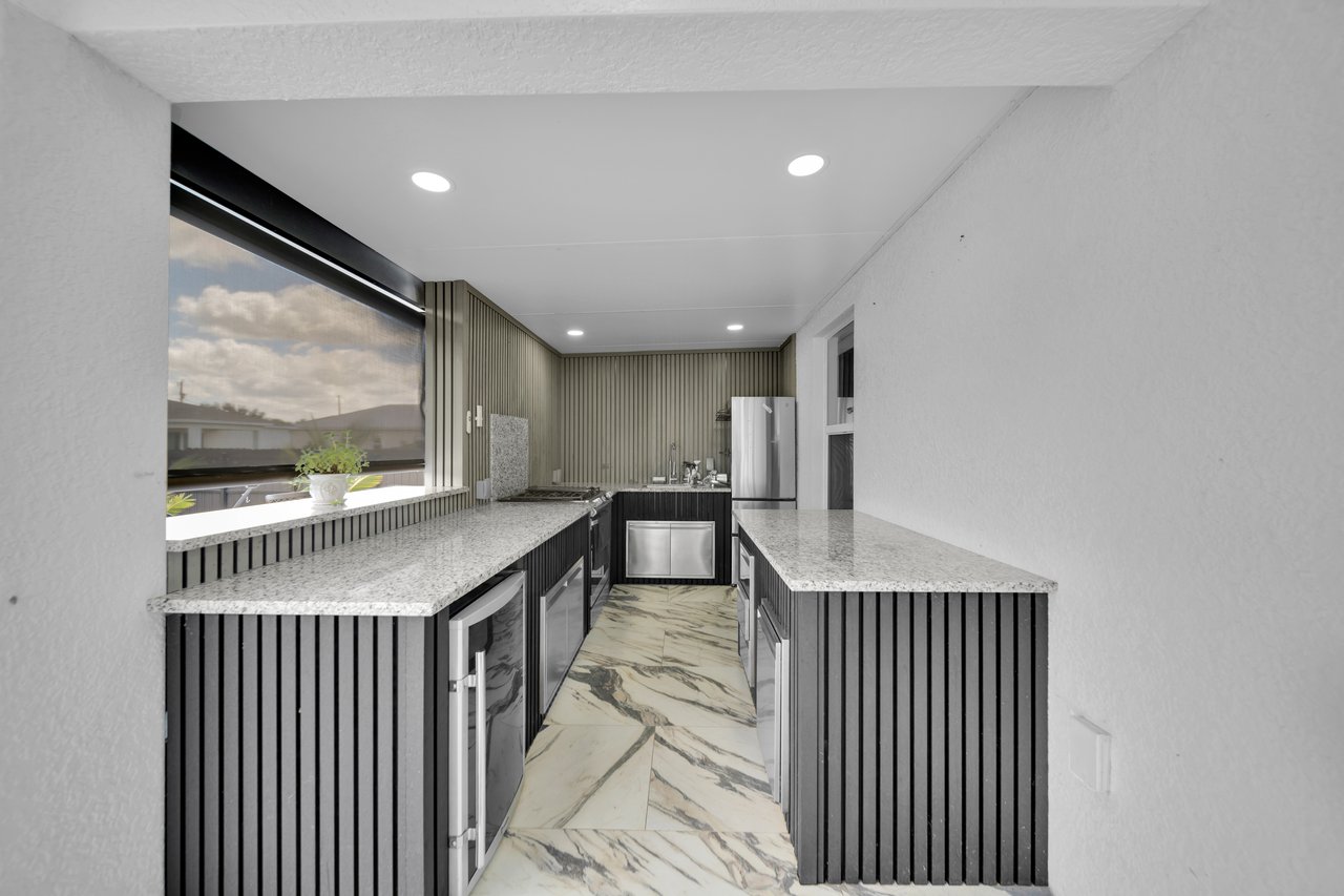 The Modern Flex Residence 