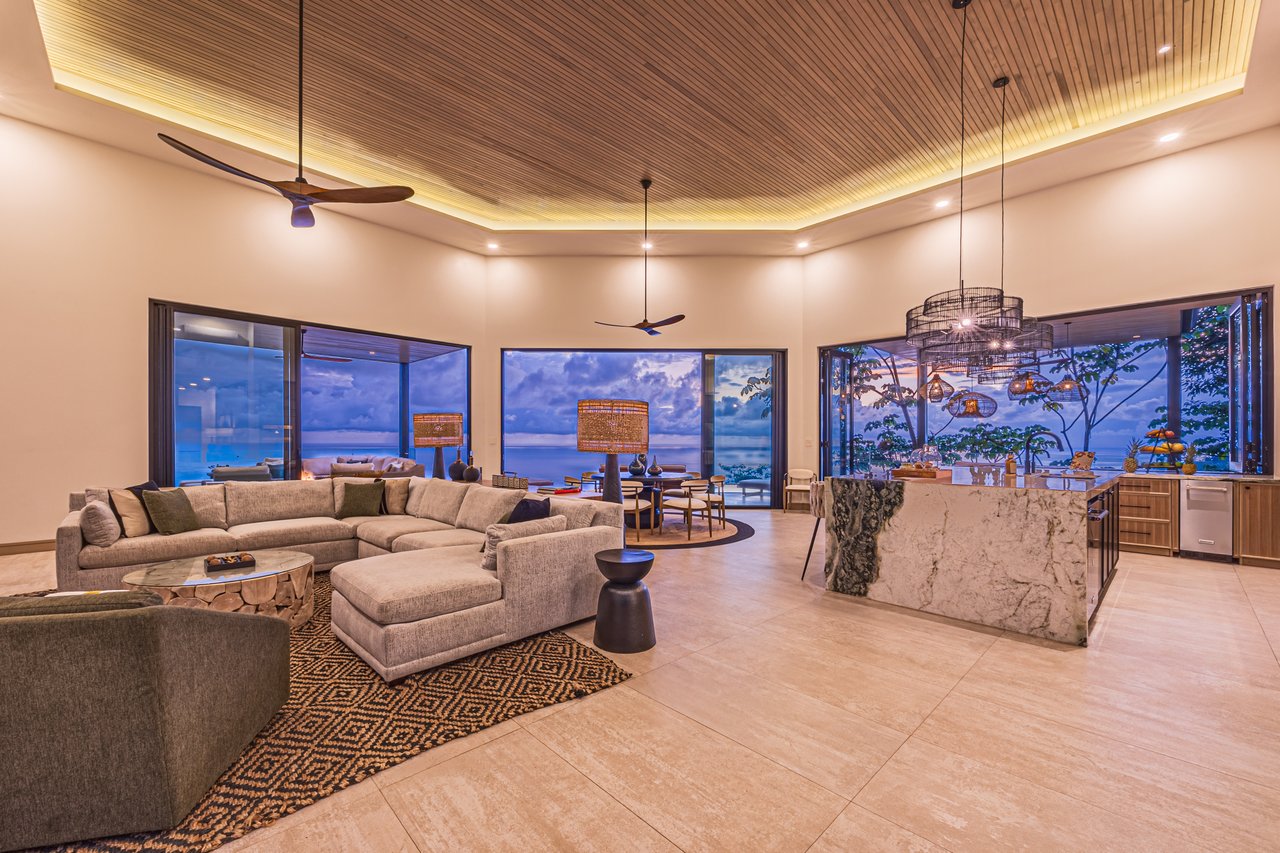 Luxury Estate in Escaleras - Incredible Ocean Views 5.5 Acres