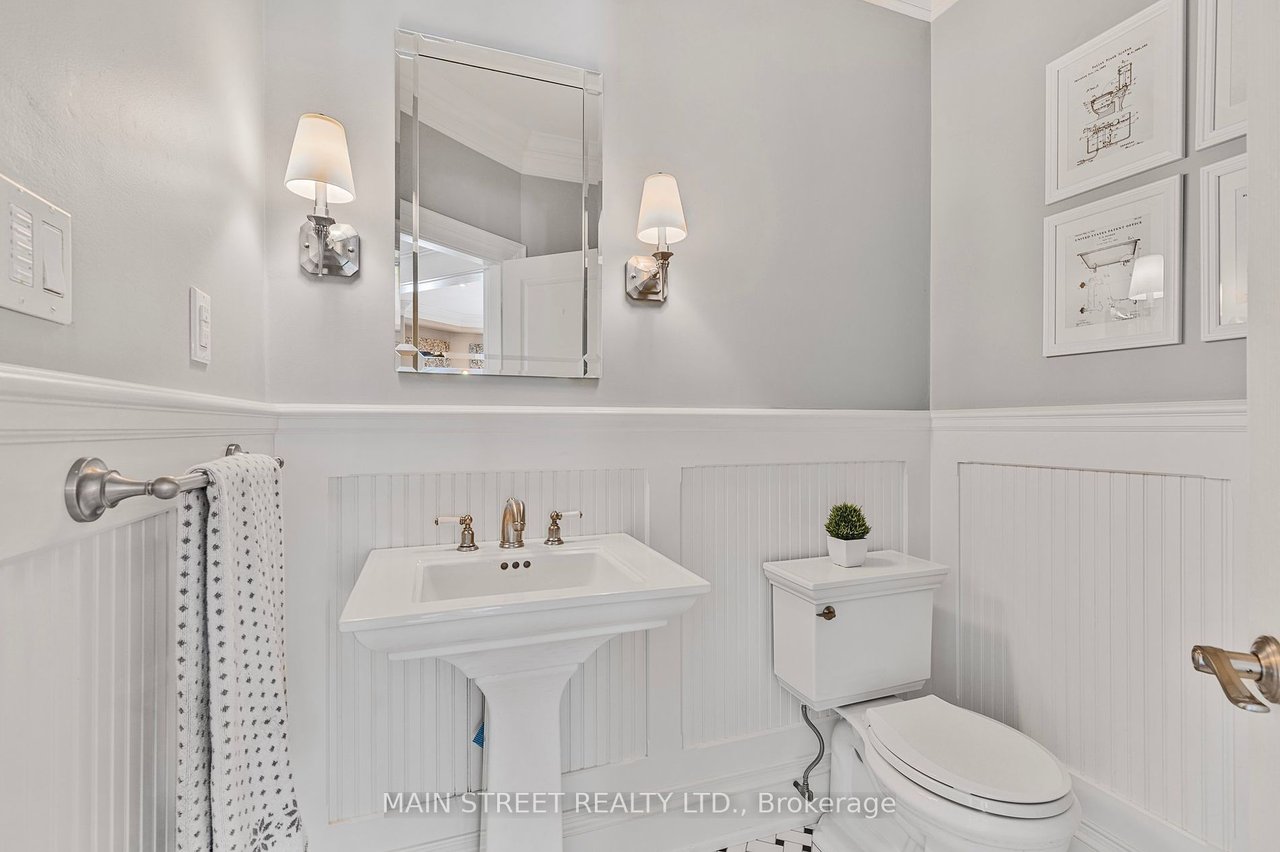 120 Willow Farm Lane, Aurora