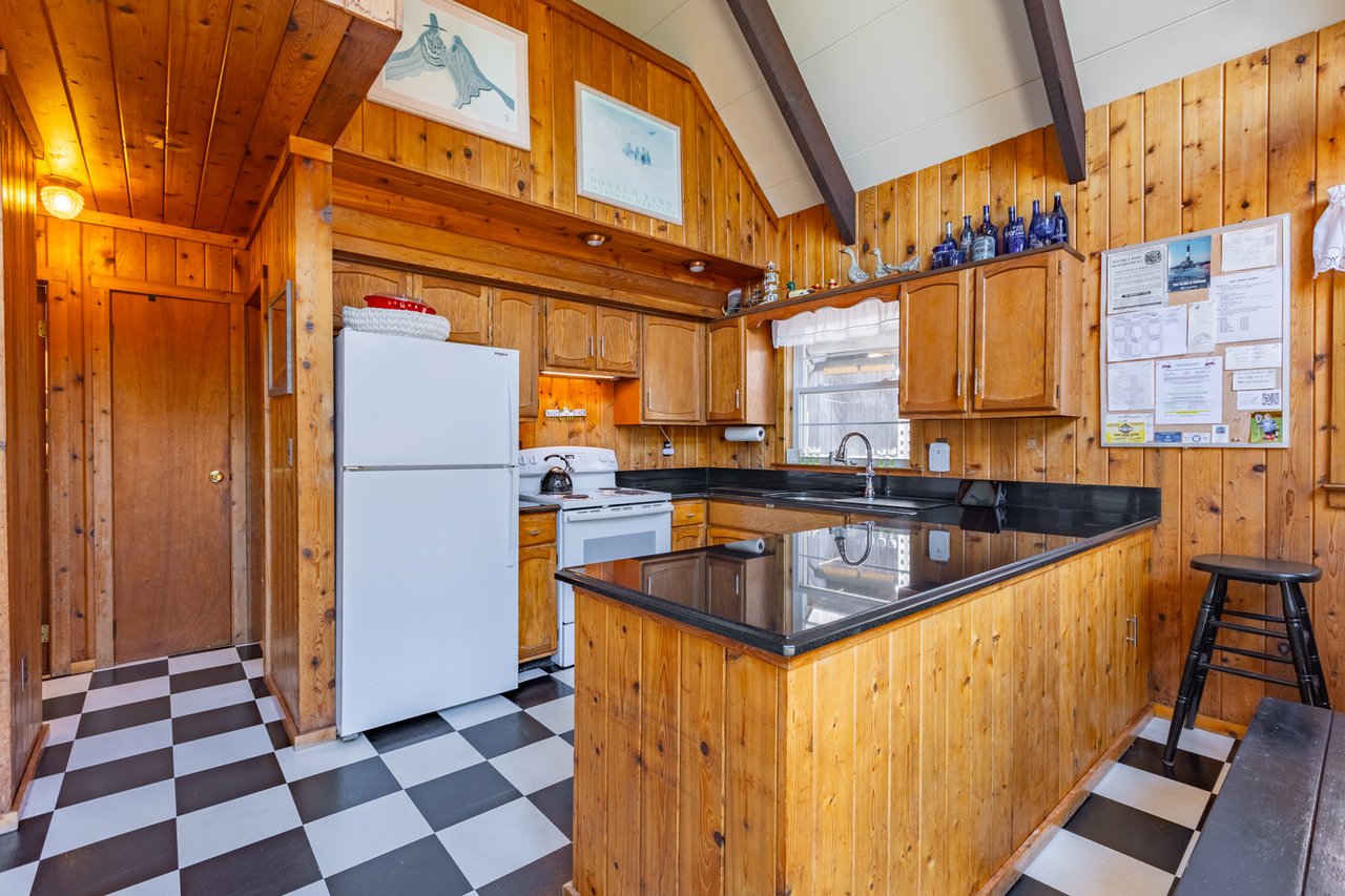 89 Pine Walk