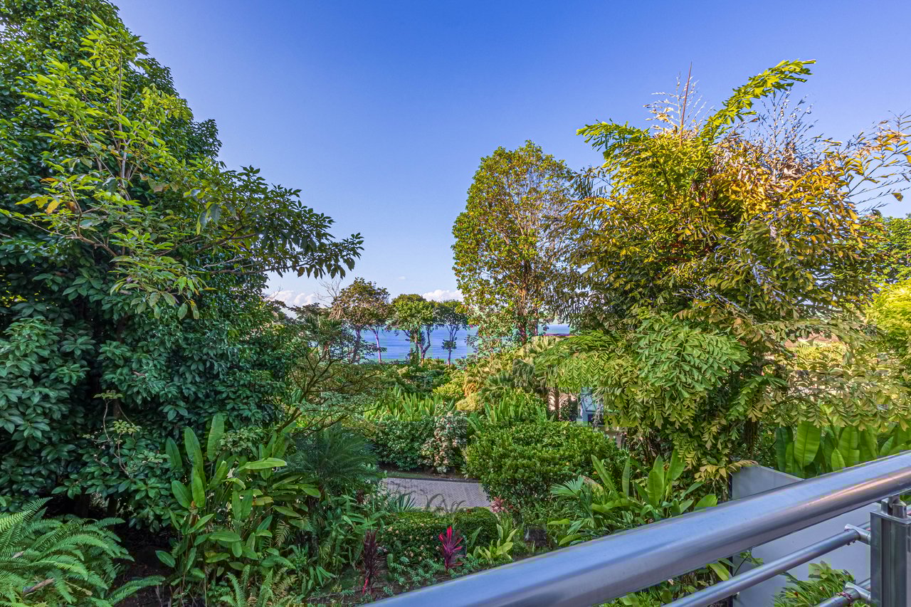 VILLA MAREN | ELEVATED LIVING IN UVITA | DOMINICAL 