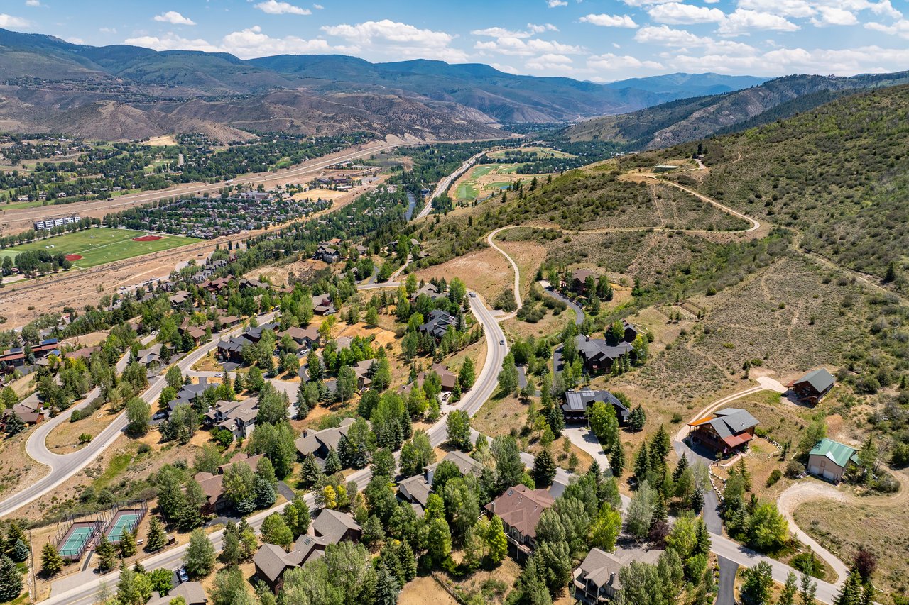 11 Russell Trail