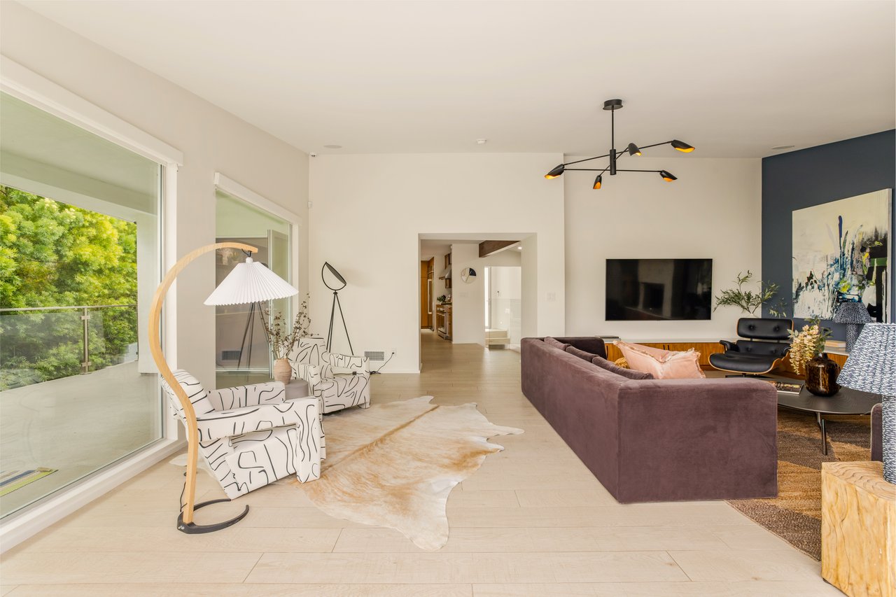 279 Mabery Rd, Santa Monica