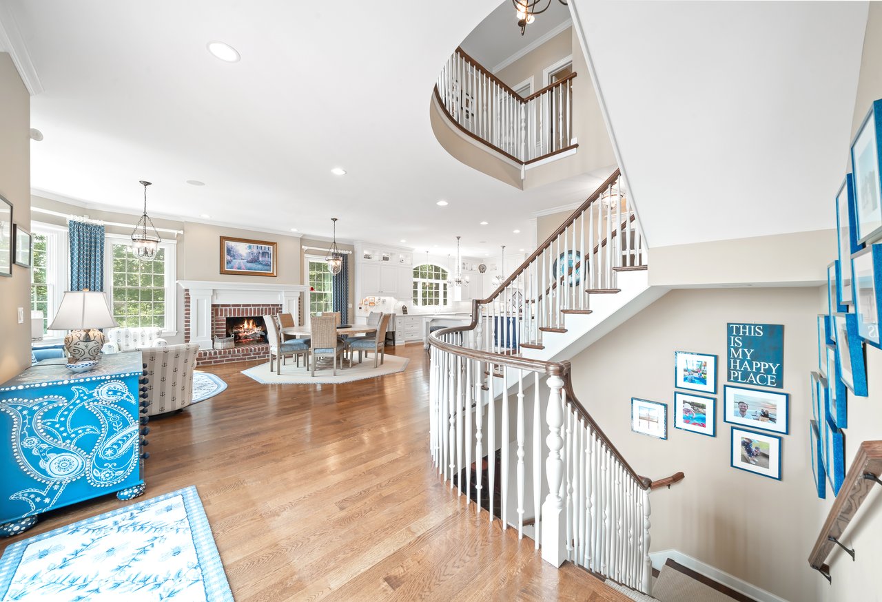 N2224 Bonnie Brae Lane