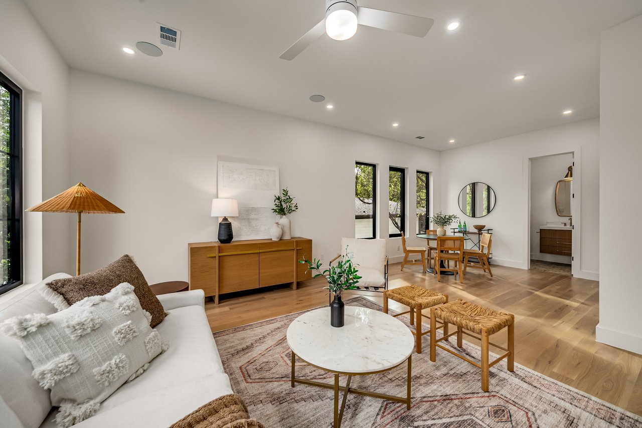 8815 San Leandro Drive