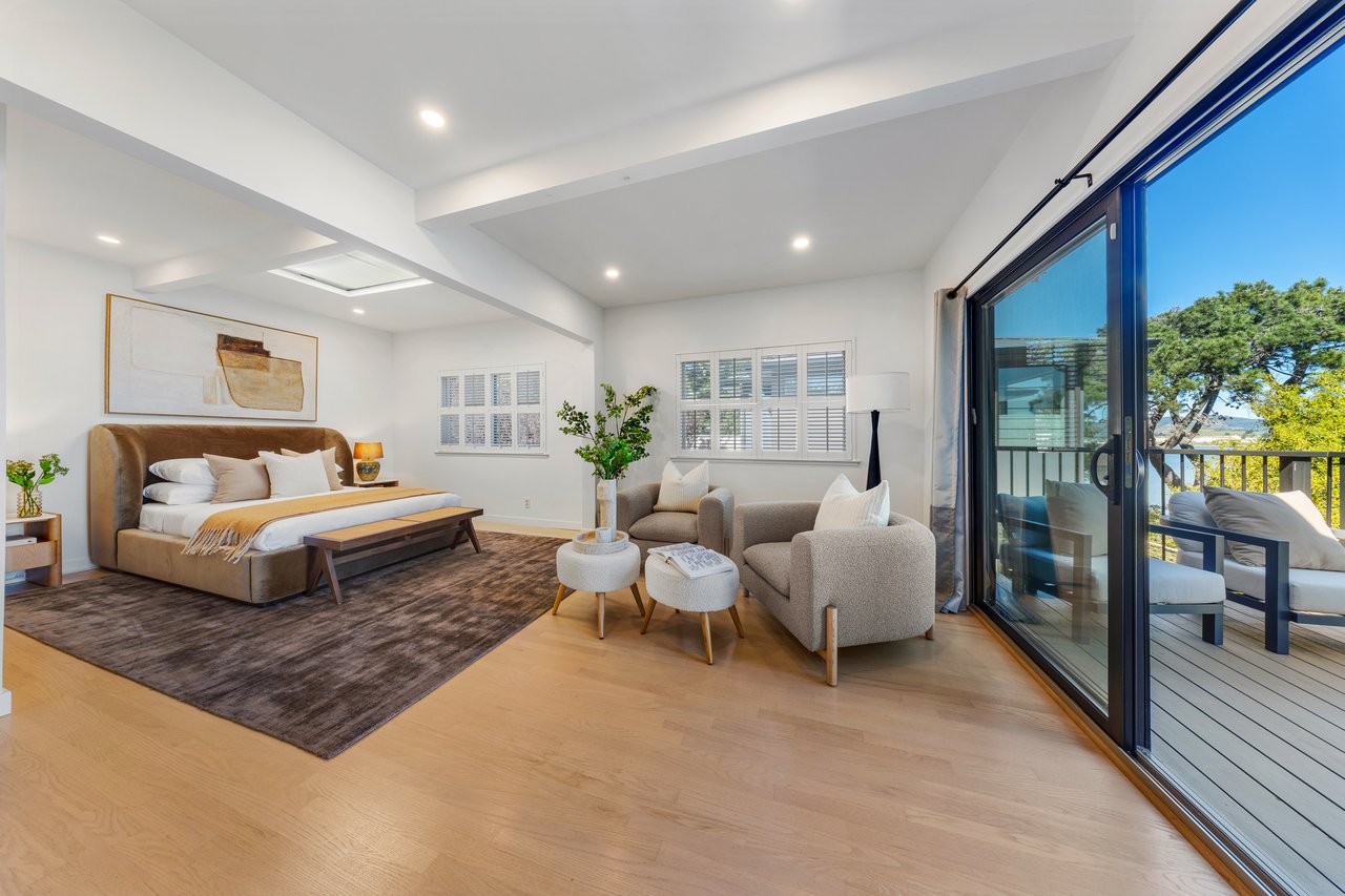 Gated View Residence on the Water