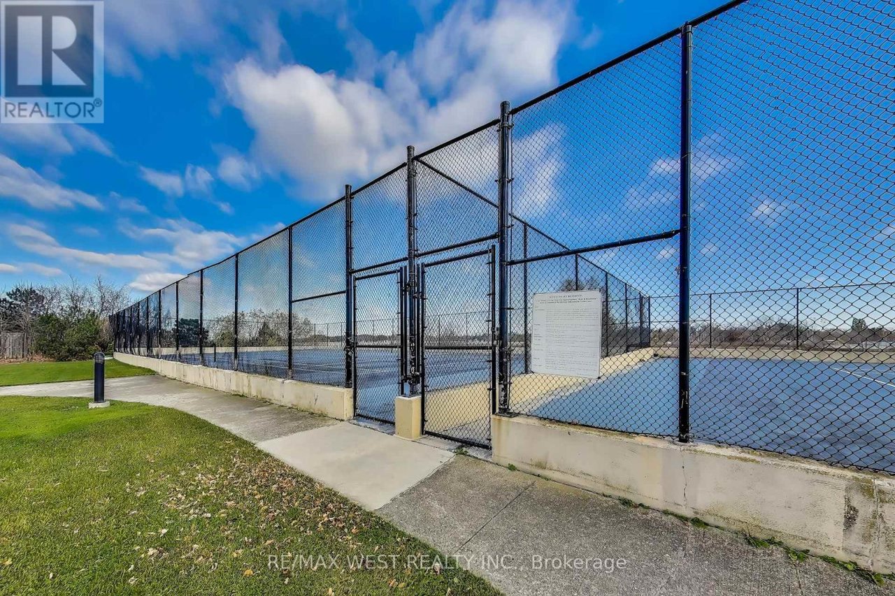 #1917 - 5 Greystone Walk Drive, Toronto Unit: 1917