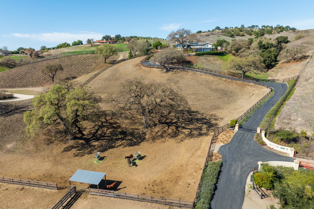 5+/- Acre Los Olivos Retreat