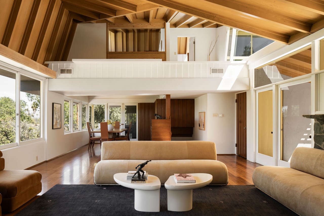 The Van Dekker House, Master architect R. M. Schindler