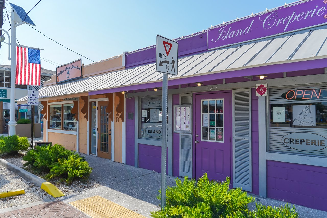 2206 Avenue A, Bradenton Beach, Florida