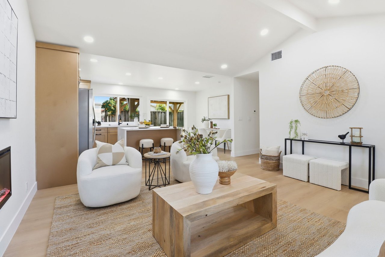 2272 Shadowtree Dr, San Jose, CA 95131