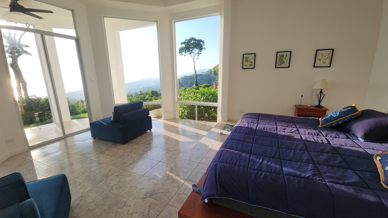16 ACRES – 6 Bedroom Grand Estate With Guest House, 15 Minutes to Dominical, SPECTACULAR OCEAN VIEWS!!!