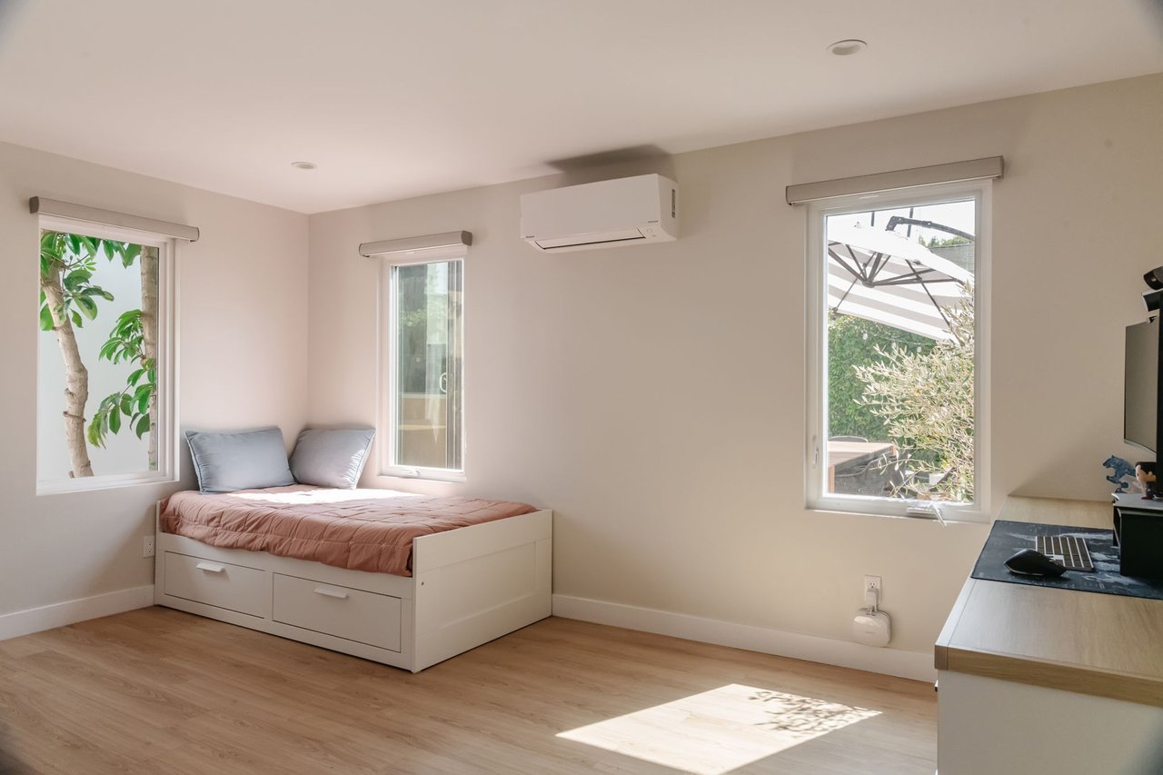 4235 Lafayette Place