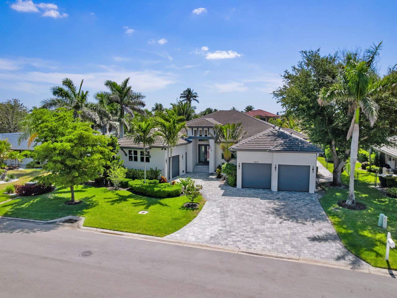6617 Joanna CIR