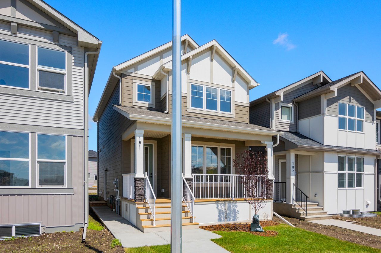 191 Belvedere Crescent SE