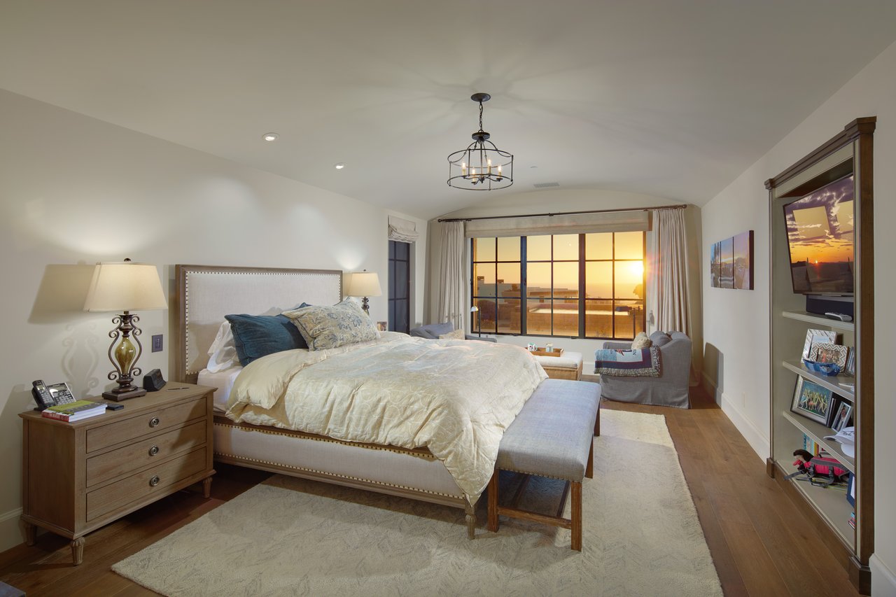 17 Pacific Ridge Place