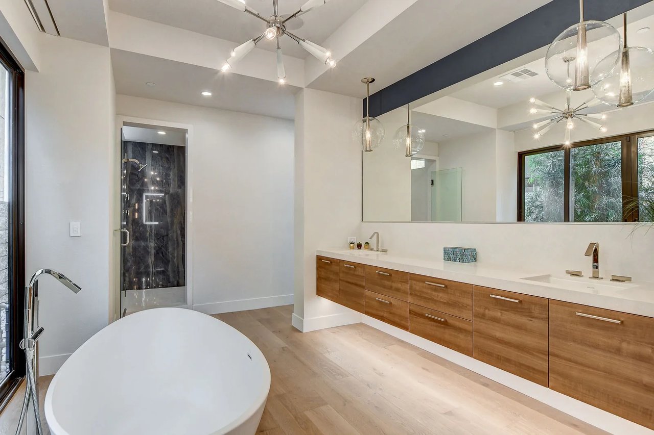 Modern Model Home for Sale in MacDonald Highlands