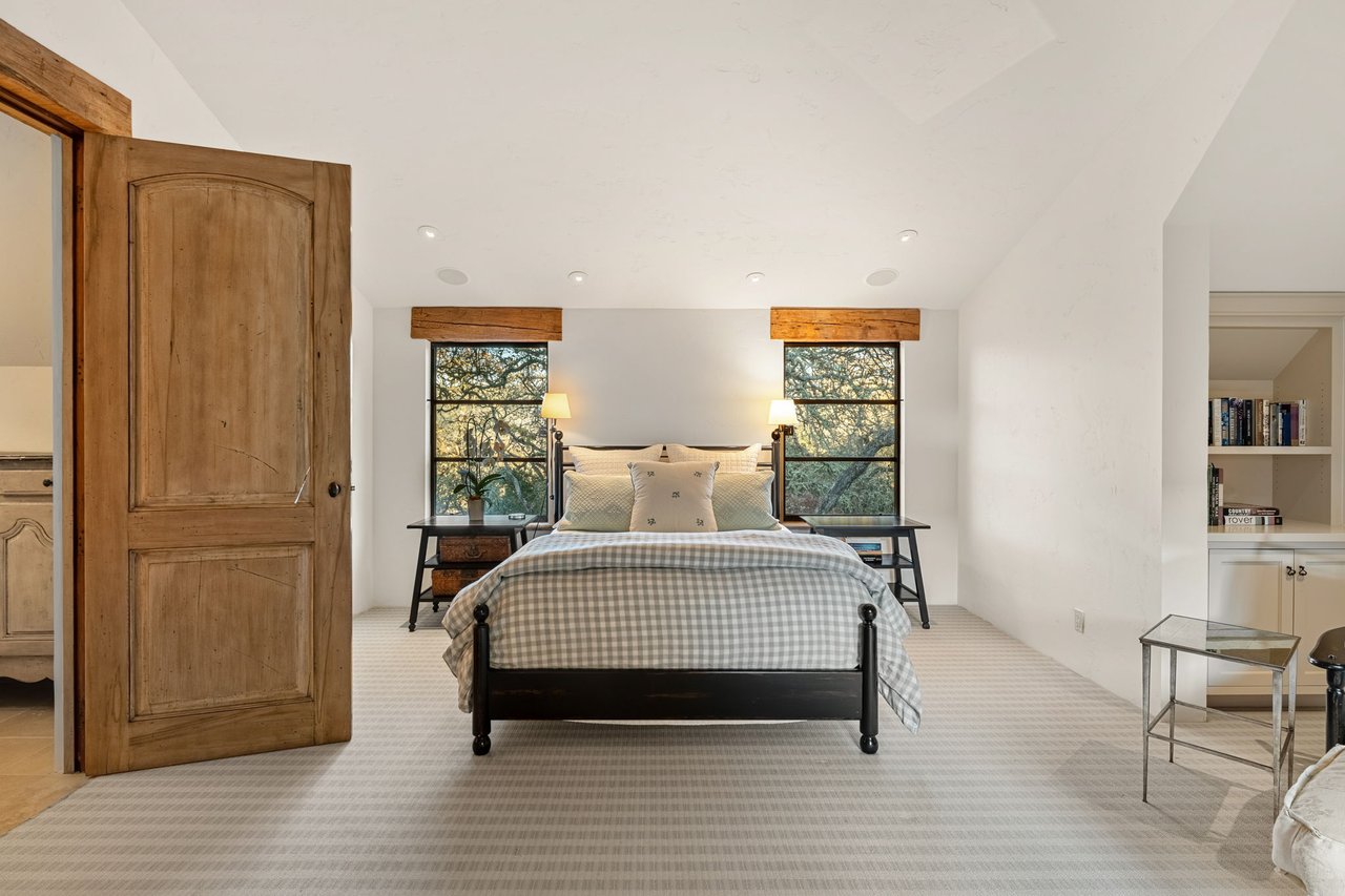 Napa Valley Compound