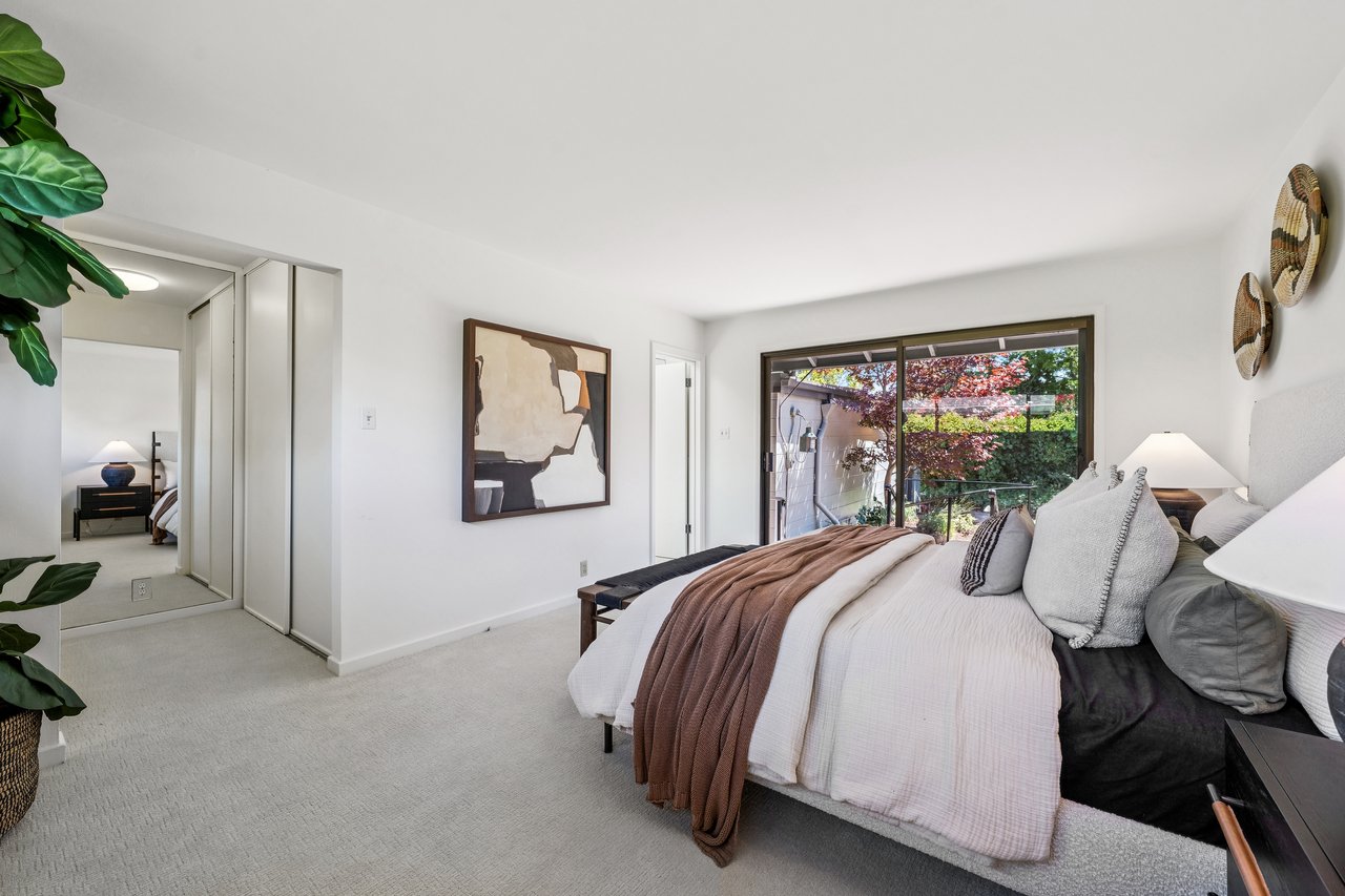Single Level Living on the Belvedere Lagoon
