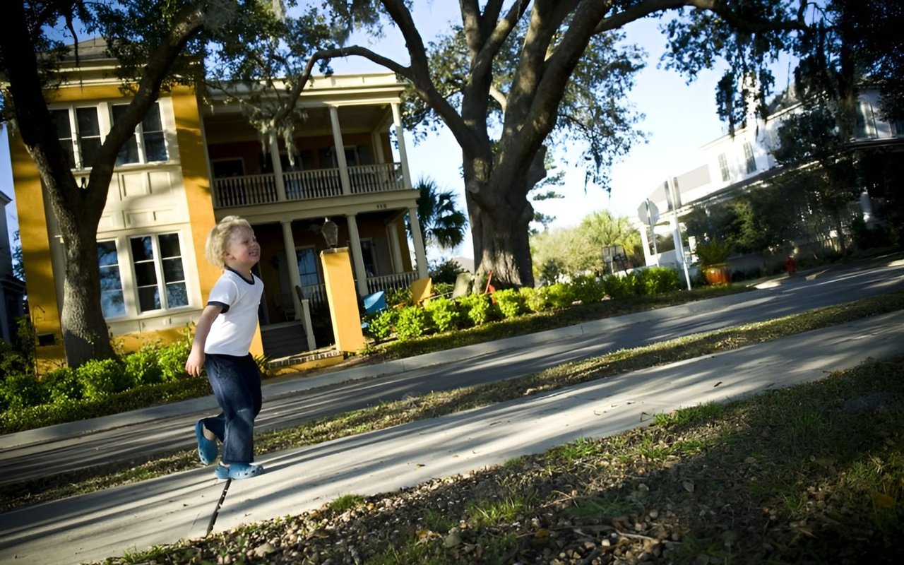 William Means Guide to Charleston Community Living