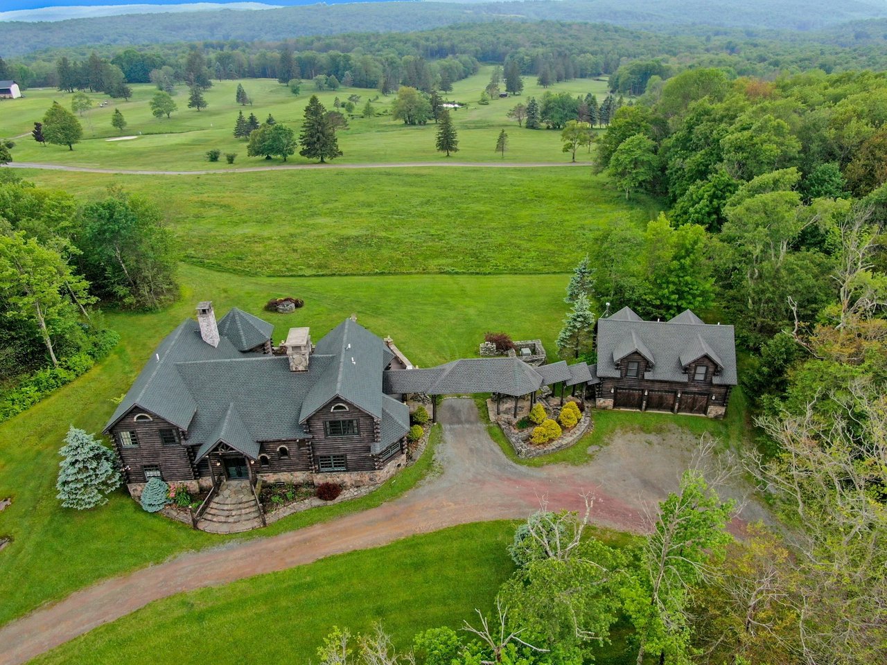 Burt's Lodge