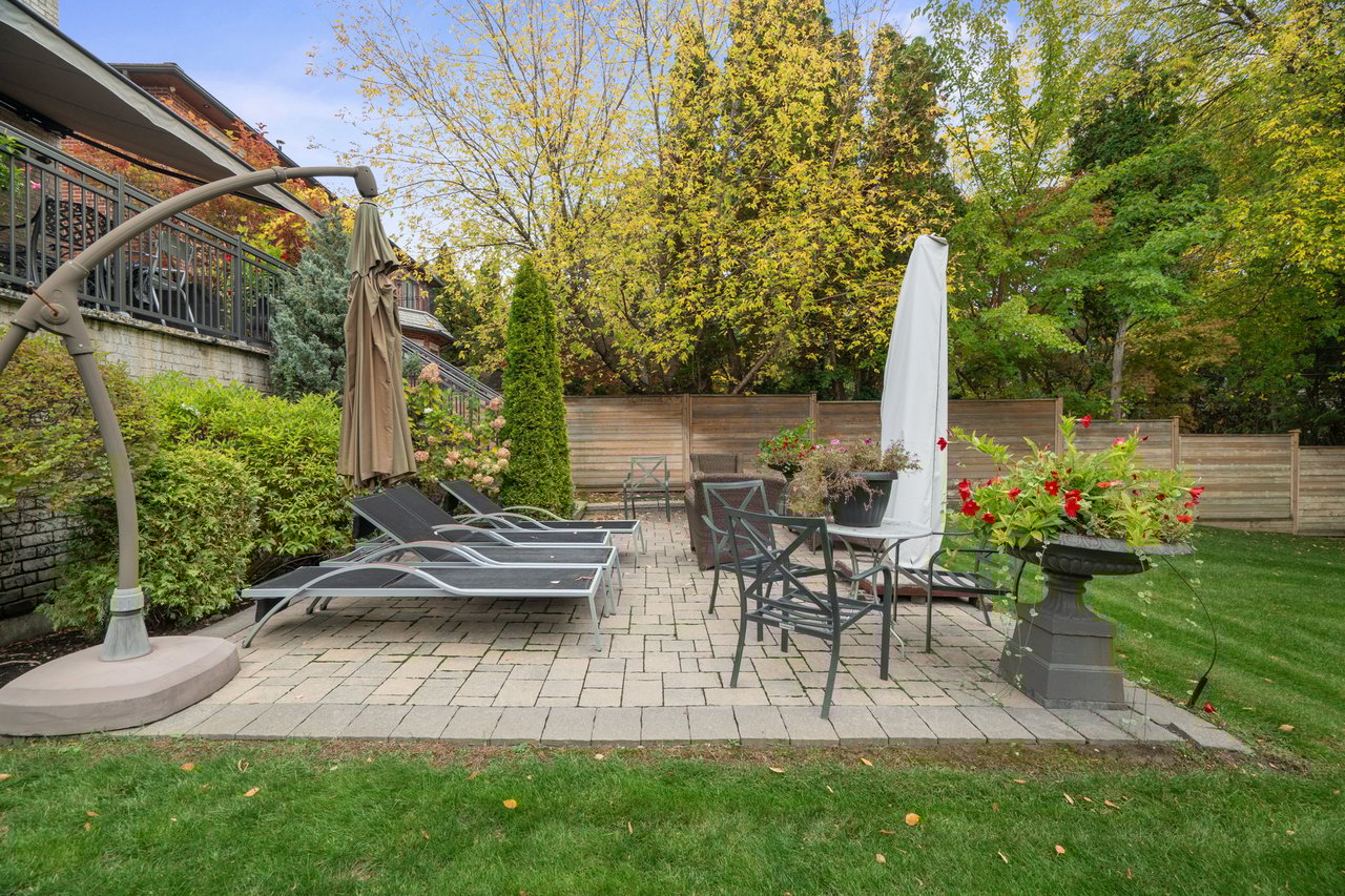  Unmatched Curb Appeal 