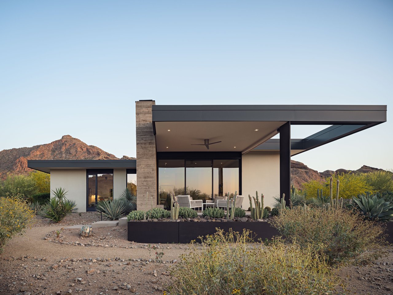 Luxury Custom Home with Camelback Views in Paradise Valley, Arizona