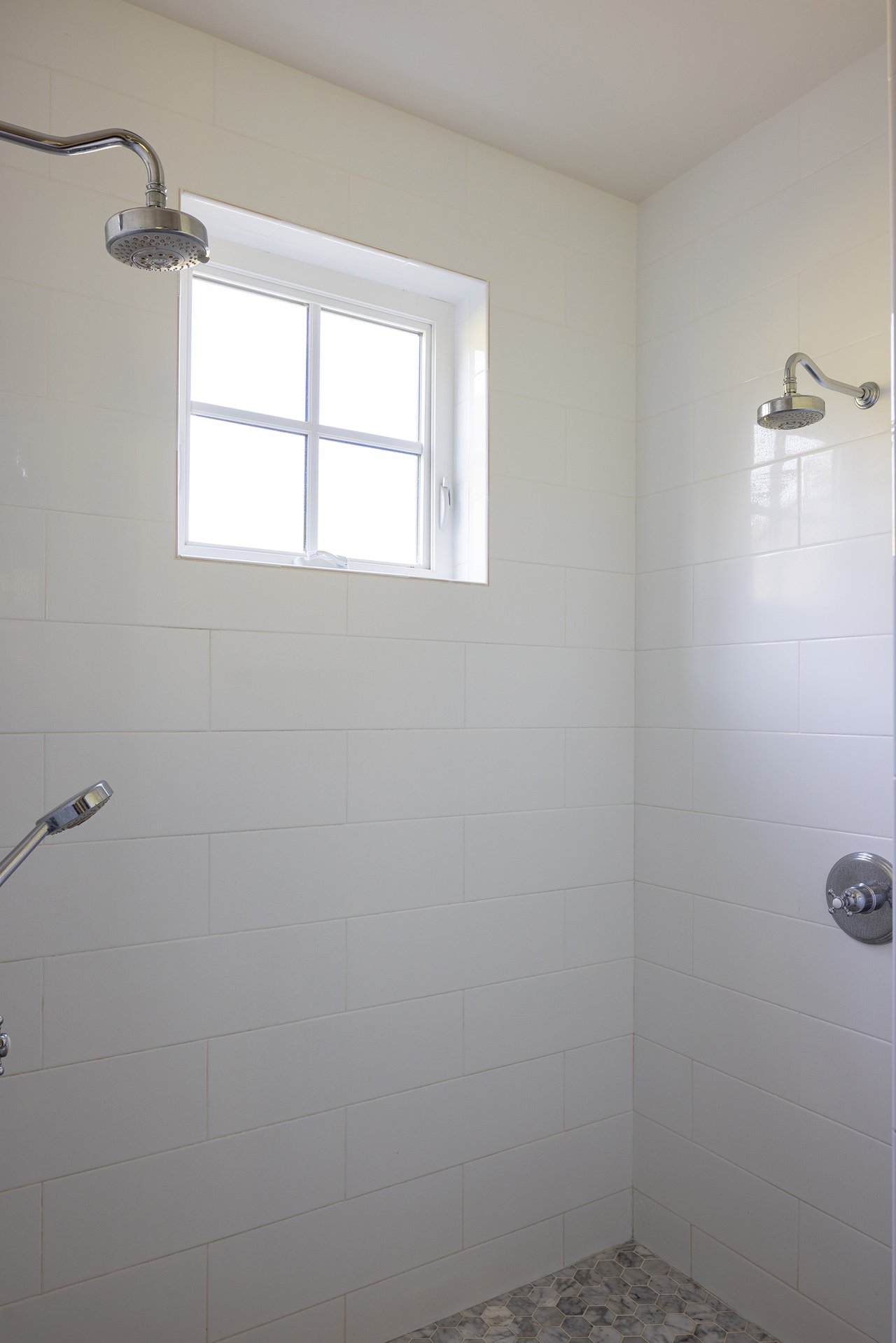 Honey Hill - 365 Race Horse Ln