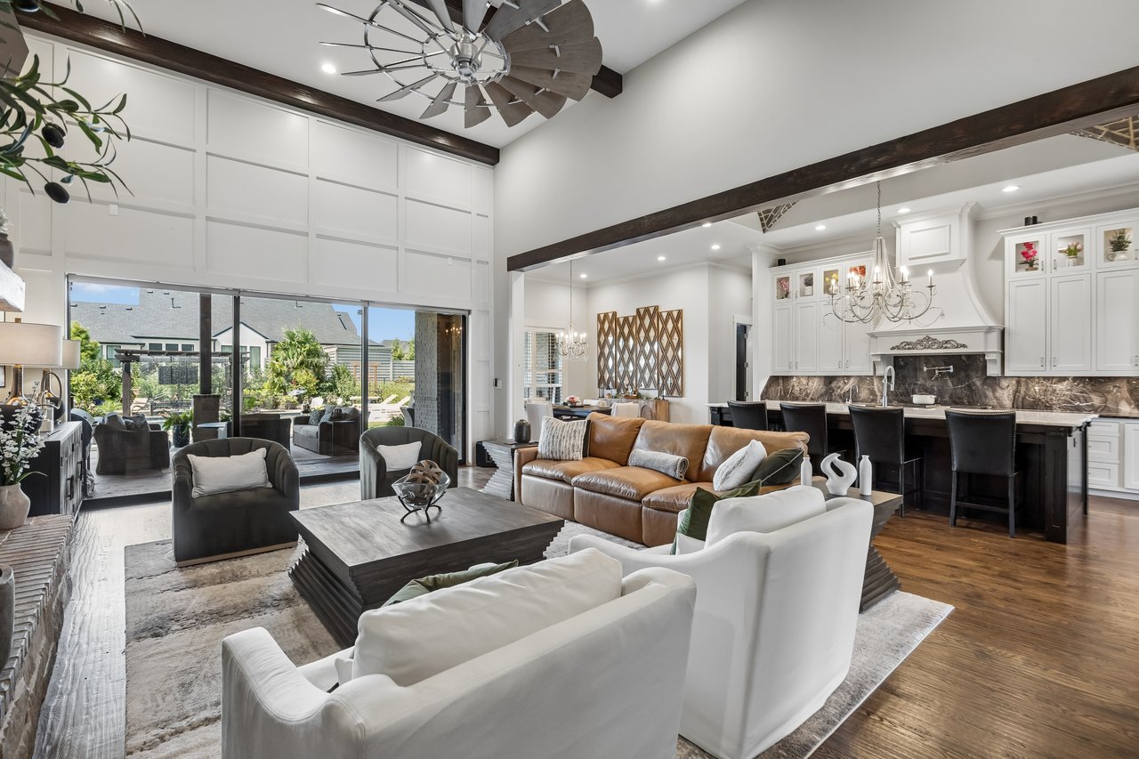 317 Knights Trail