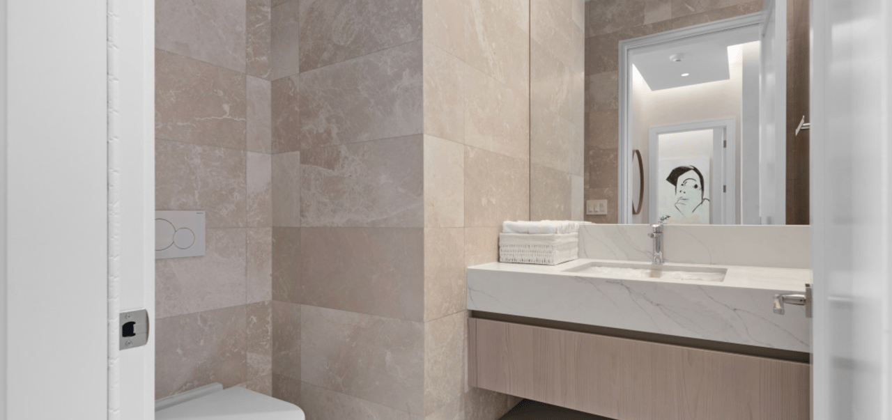 Squire, Albany Bahamas