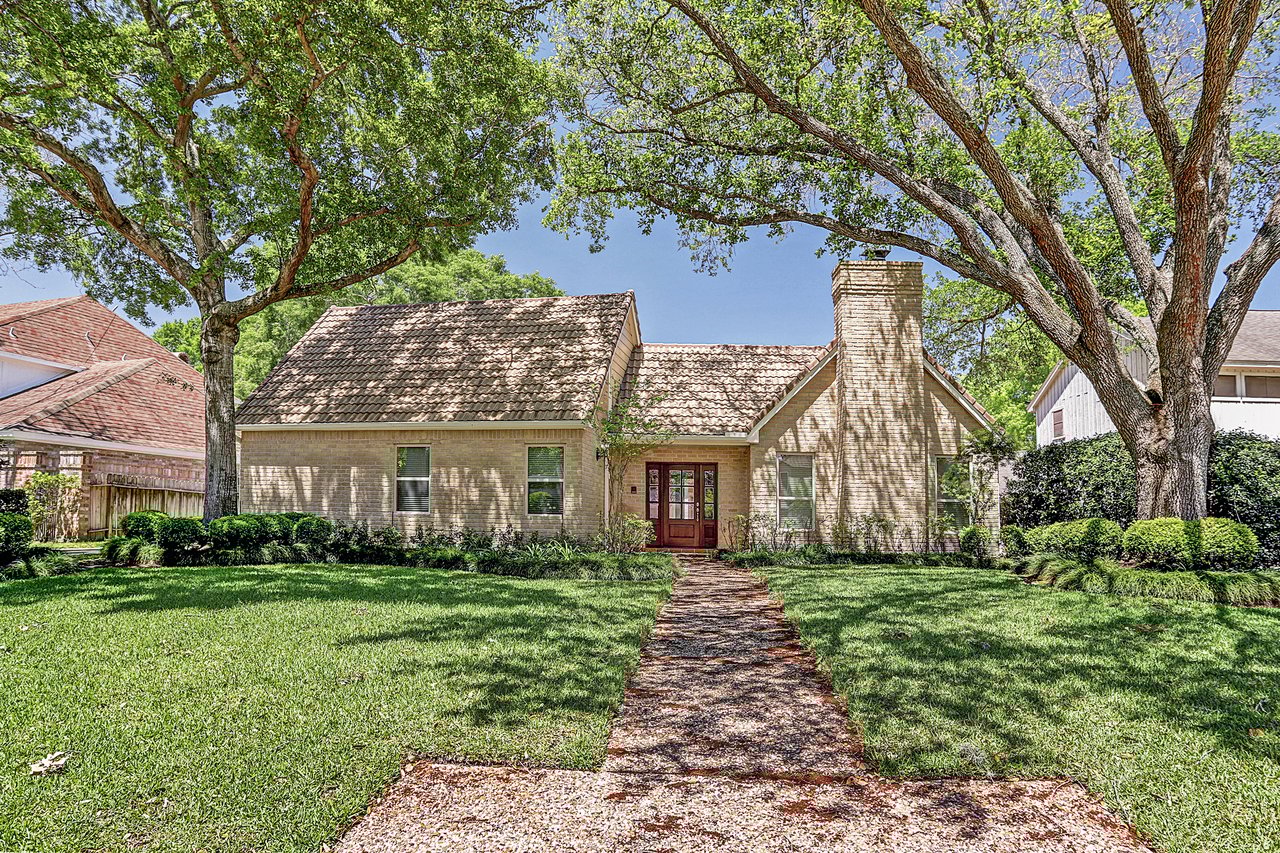 1106 Ivy Wall Drive