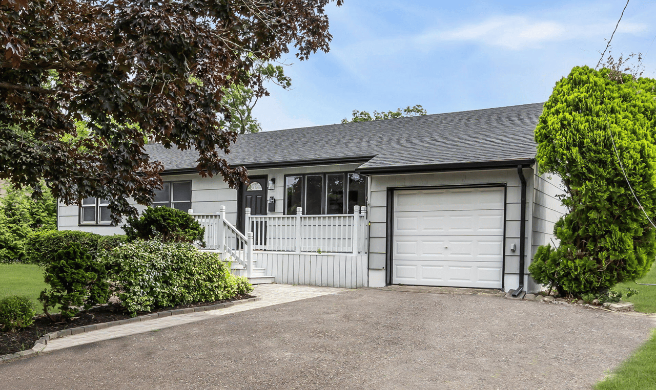 108 Malmy Drive, Brick 