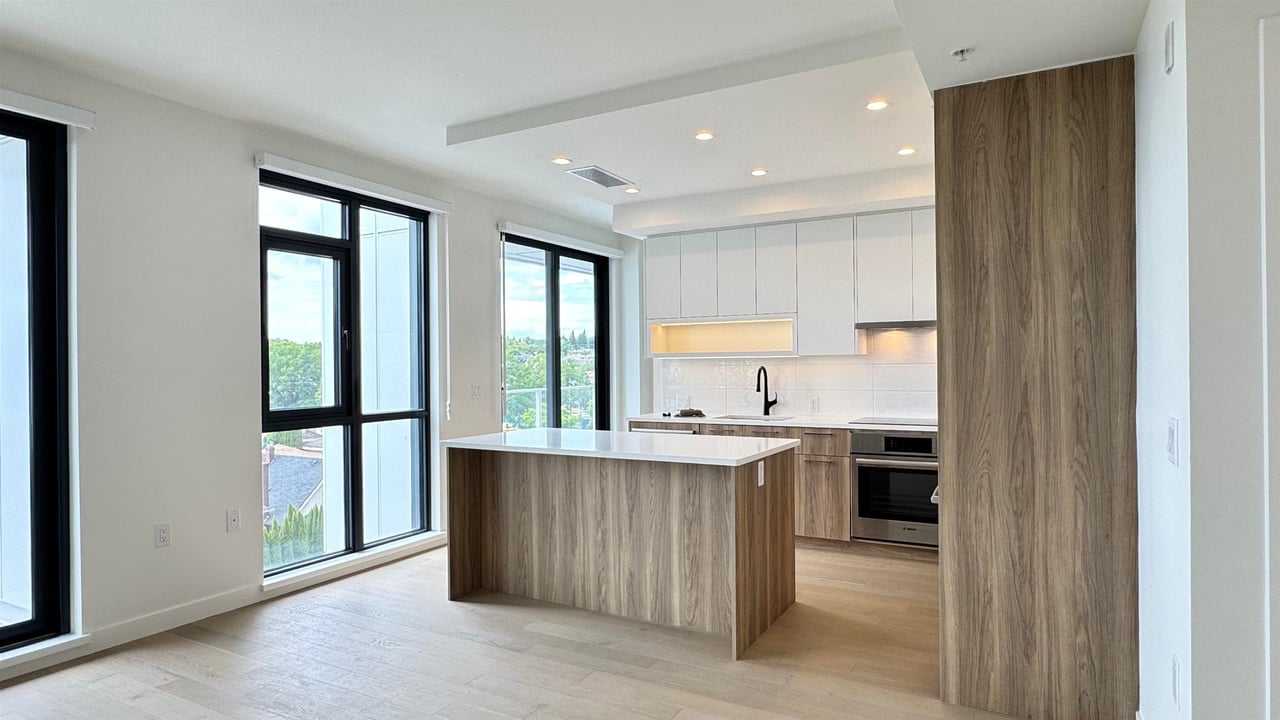 Ortus by AB Wall
