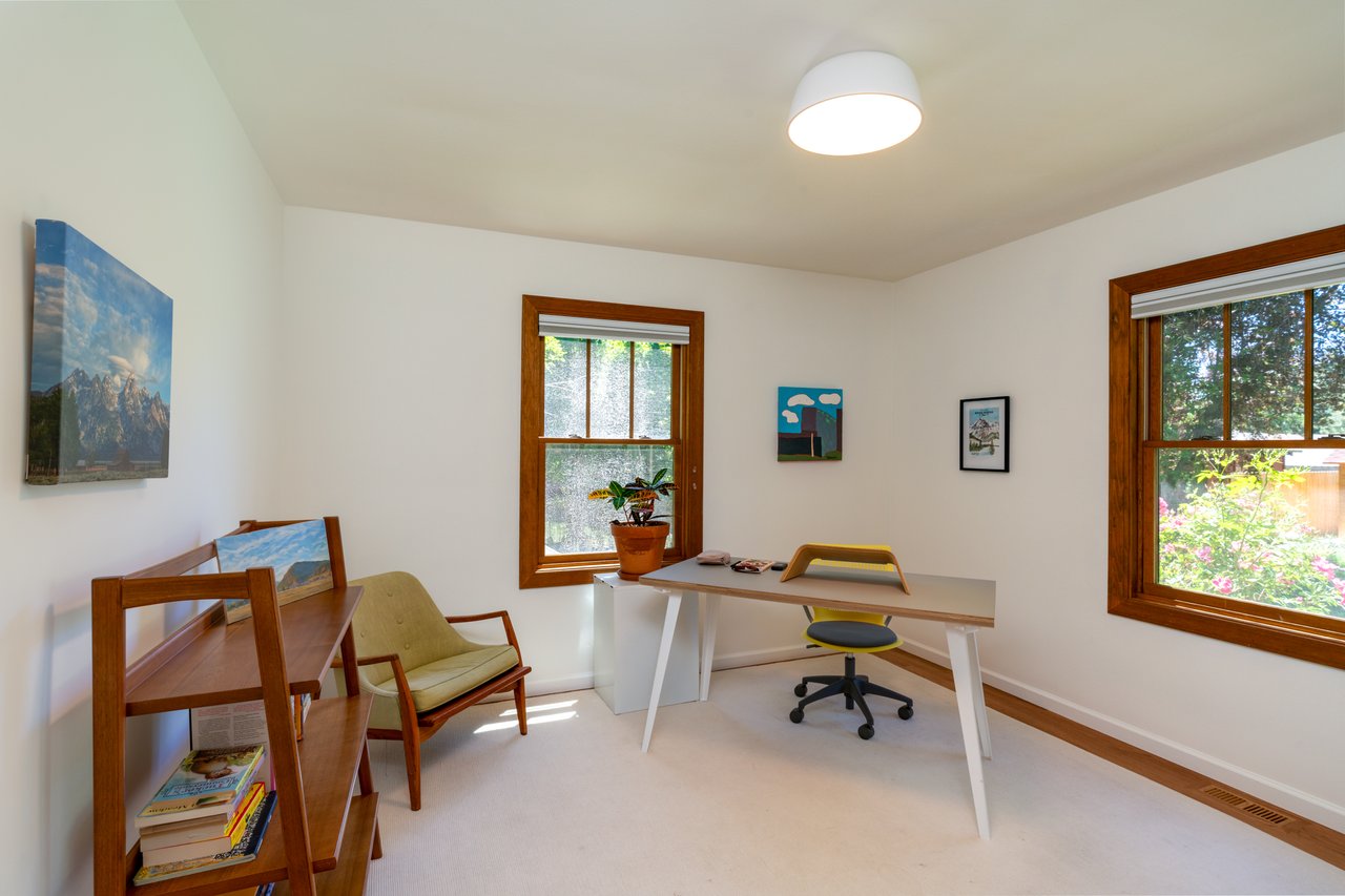611 3rd Ave N