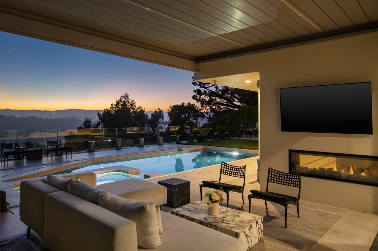 1557 Tower Grove Dr, Beverly Hills