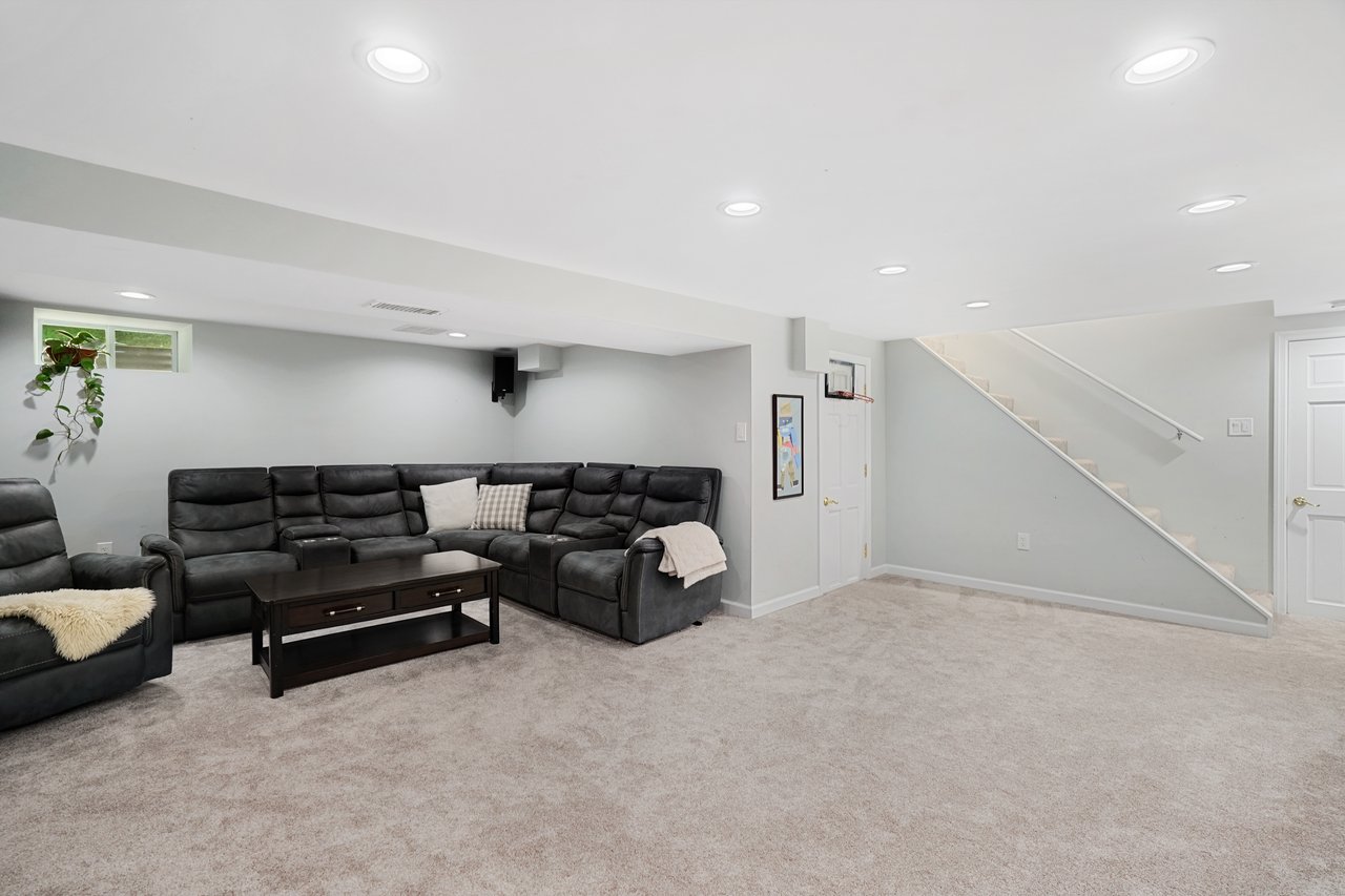 55 Meadow Lane