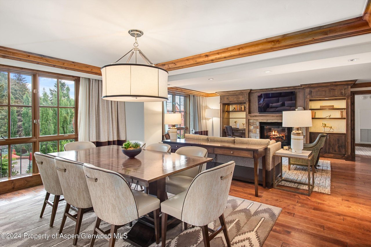 315 E Dean Street, B54/14,20,30,36