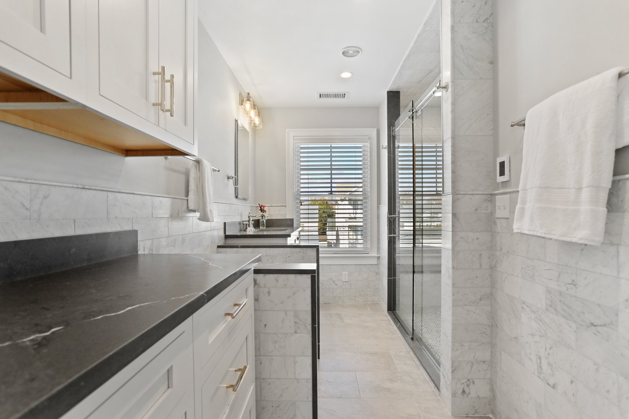 WATERFRONT LUXURY * PRIVATELY SOLD * RECORD SETTING PRICE